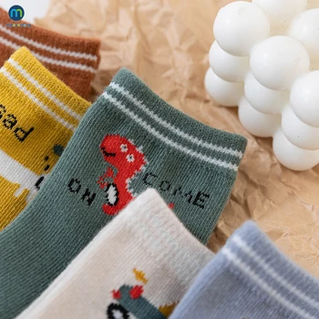 10 Бр./много Дишащи памучни чорапи Карикатура Динозавър Модни Чорапи за малки момчета и момичета Детски есенни и зимни Меки детски Miaoyoutong