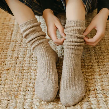 2020 Зимни дебели топли дамски чорапи в стил колеж, обикновен японски Кавайные сладки дълги чорапи от кашемировой вълна, дамски чорапи за Коледа