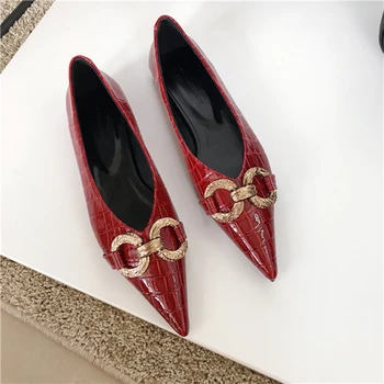 2021 Нова мода дамски обувки на плоска подметка с остър змияр, малък дамски модельная обувки, Марка метален обтегач, Есенни обувки-лодки, Балерина Muj