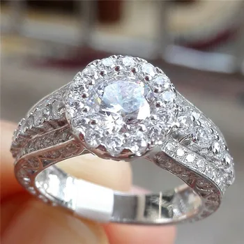 Huitan Нежен дамски пръстен с кристали цирконии Блестящи Годежни Пръстени Модни Аксесоари за партита Дамски бижута