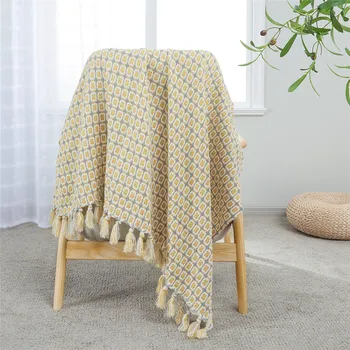 Клетчатое Вязаное одеяло Несъвършена Однотонное Одеяло с пискюли Скандинавски декоративна Покривка за дивана-легло Есенно-зимния топло одеяло